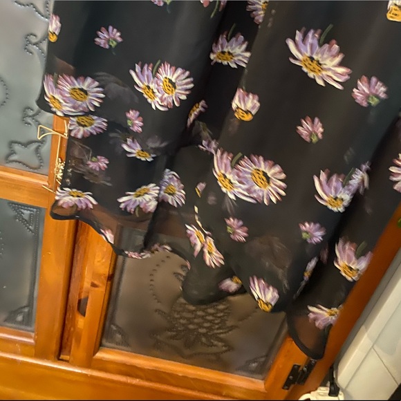 2/$10- O’Neill- Scoop Neck High Low NEEDS REPAIR - Picture 9 of 13